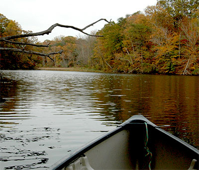 Canoeing in the fall in Southern Maryland